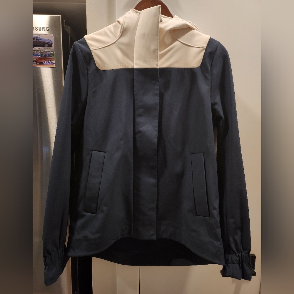 Lululemon Softshell Jacket NWOT